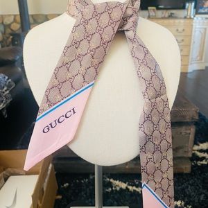 Neck scarf or hair band !!!